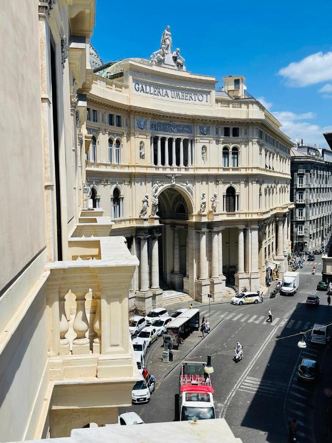 Appartamento Sul Teatro San Carlo 나폴리 외부 사진