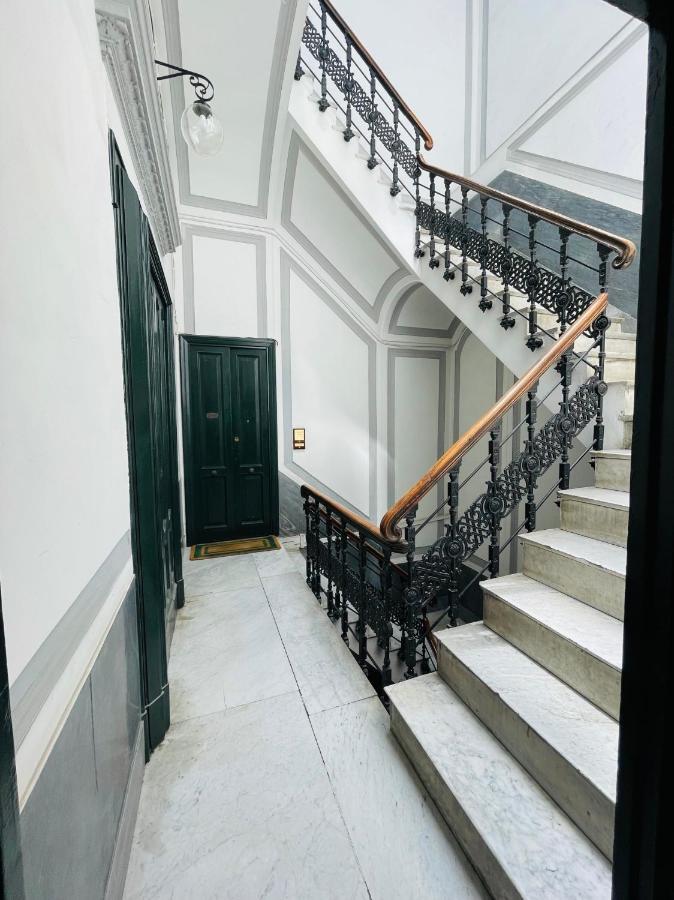 Appartamento Sul Teatro San Carlo 나폴리 외부 사진